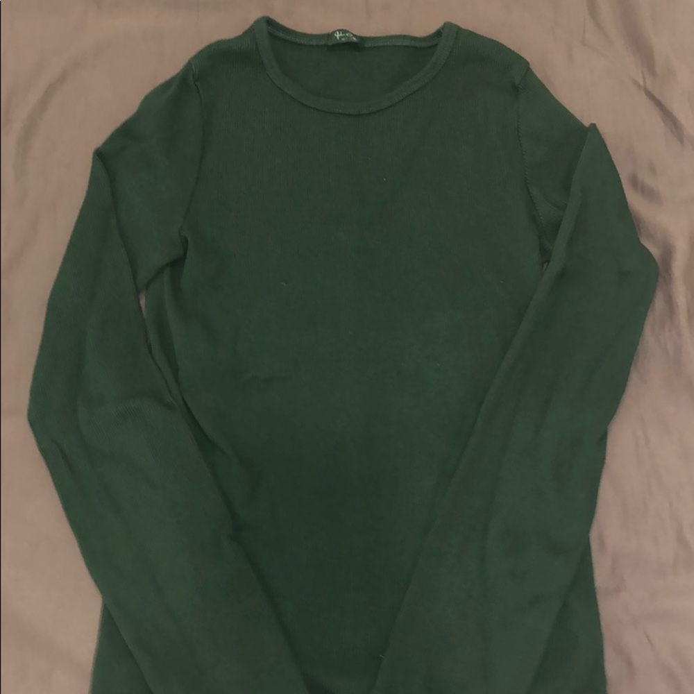 Brandy Melville Green Ribbed Long Sleeve Shirt